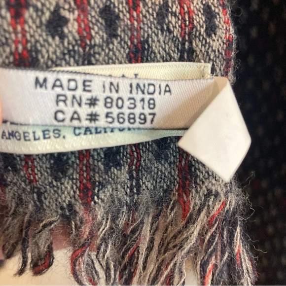 LUCKY BRAND 100% Wool Dark Blue Tiny Geometric Design Micro Fringe Large Scarf - Picture 5 of 6